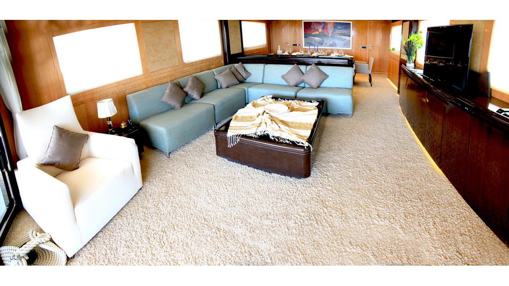 1289037332_motoryacht_tutku__10-1024-576.jpg