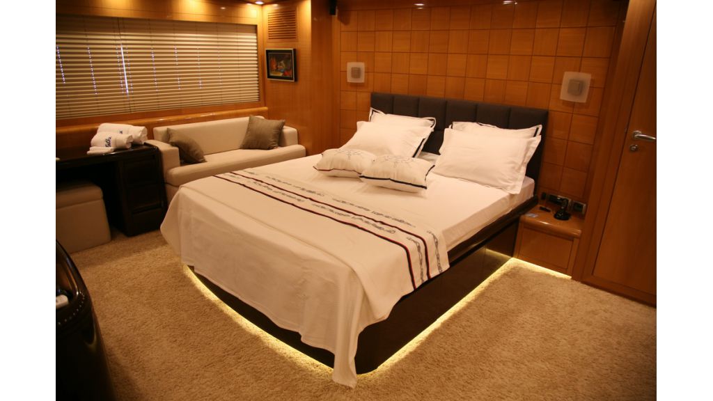 1289037364_motoryacht_tutku__16-1024-576.jpg