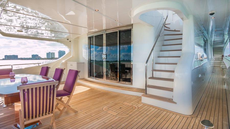 4 - Main Deck Aft 3.jpg