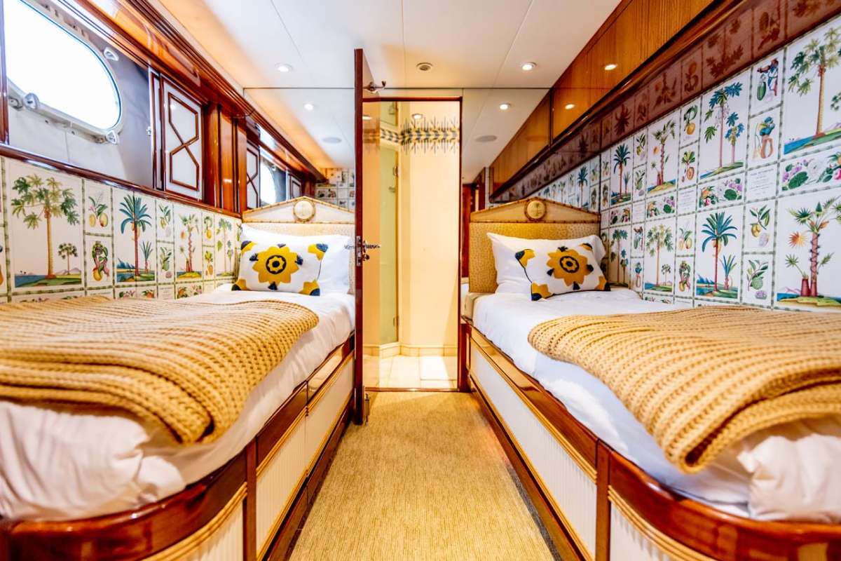 4.5 Twin cabin.jpg