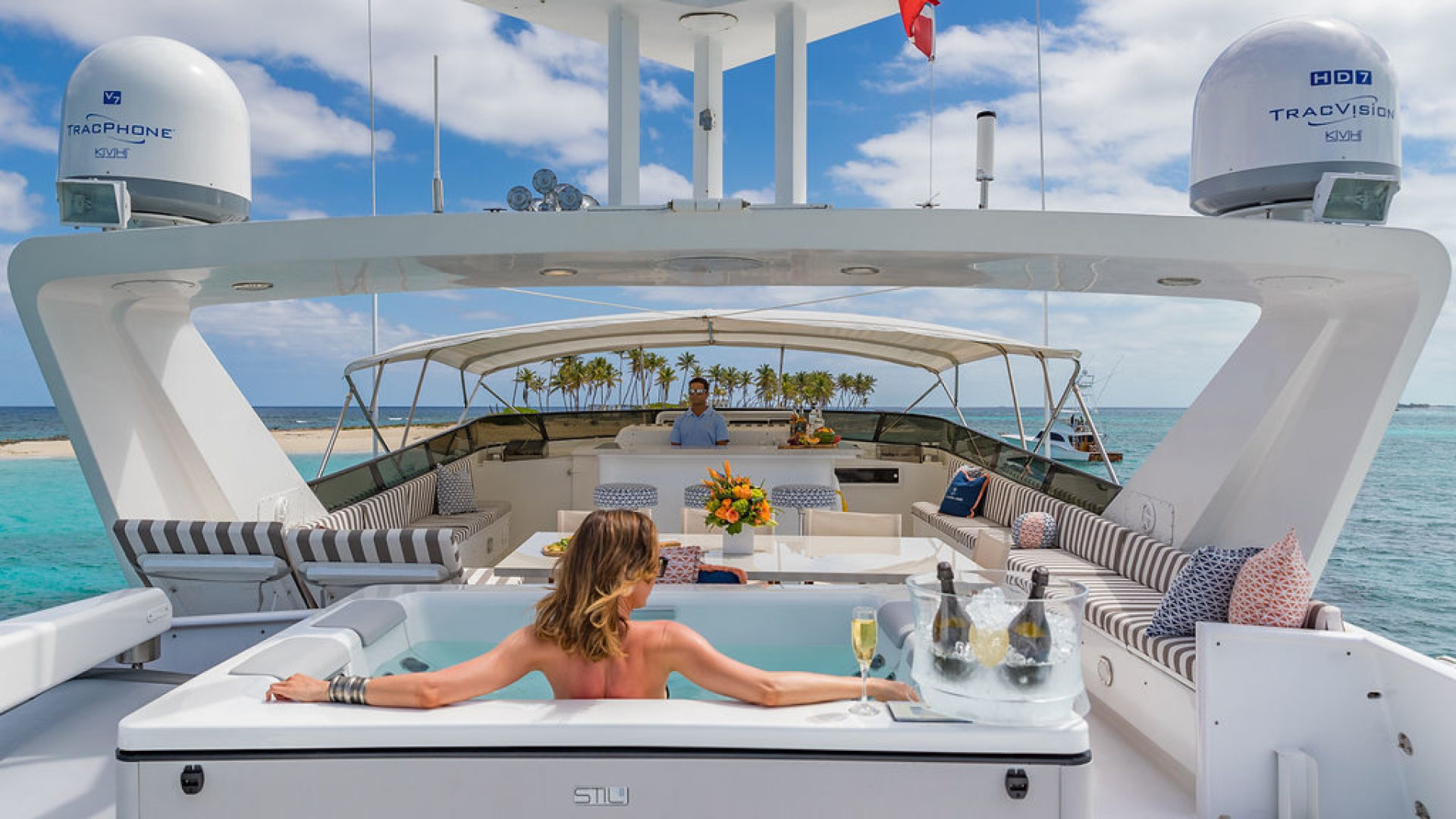 ALEXANDRA JANE Exterior - Flybridge lifestyle 3.jpg