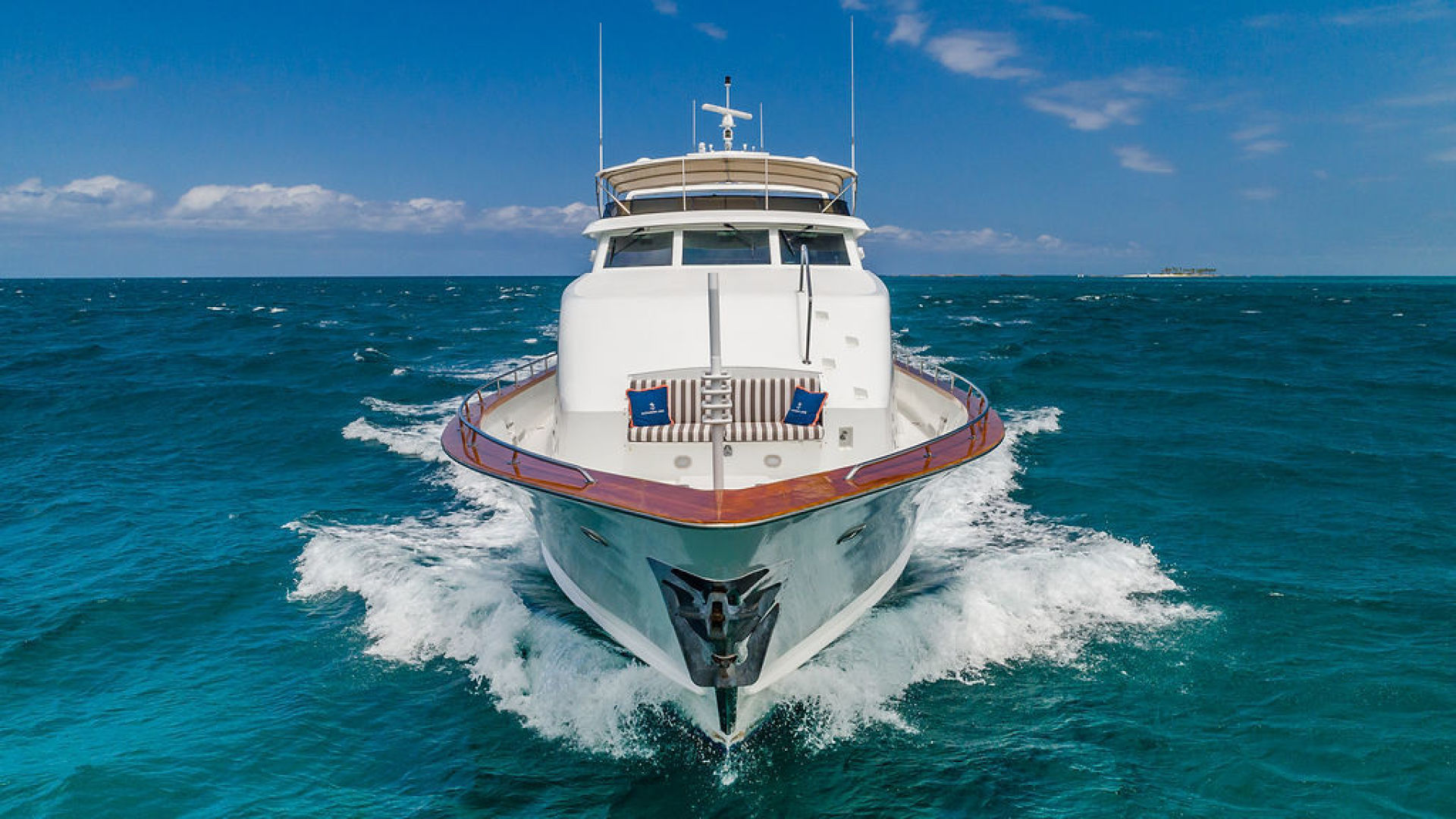 ALEXANDRA JANE Exterior 5.jpg