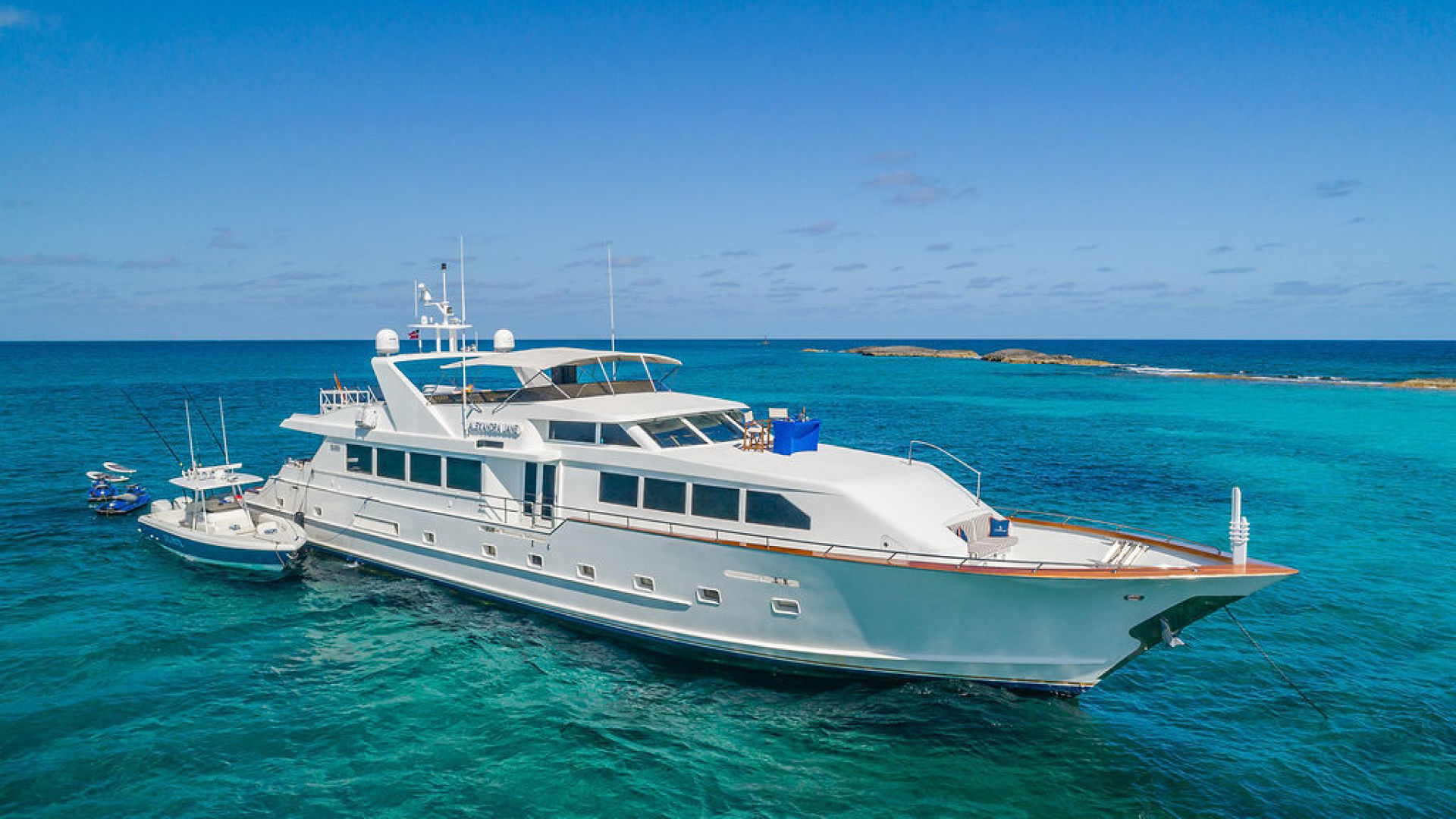 ALEXANDRA JANE Exterior 7.jpg