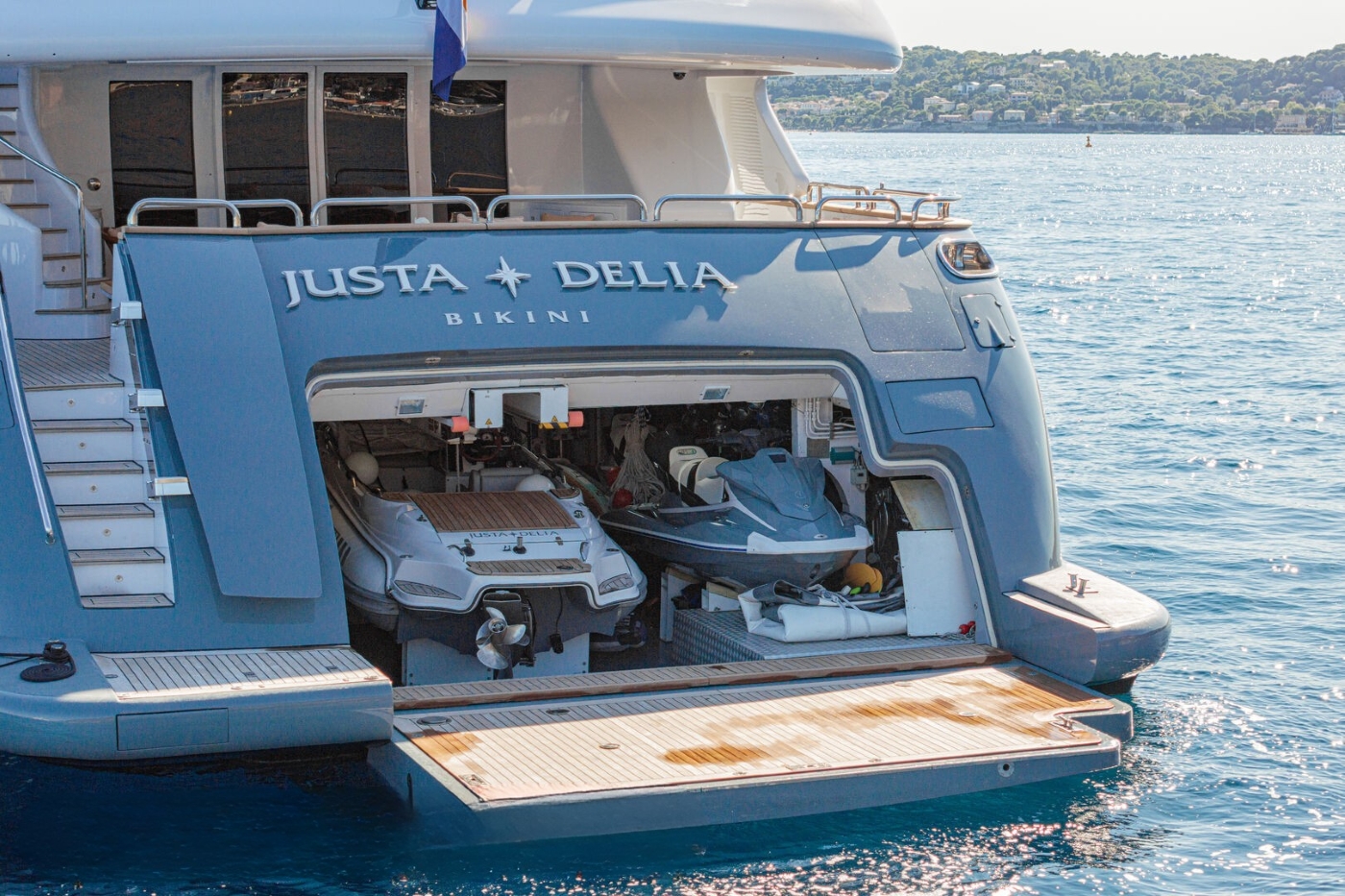 Aft Deck 03.jpg