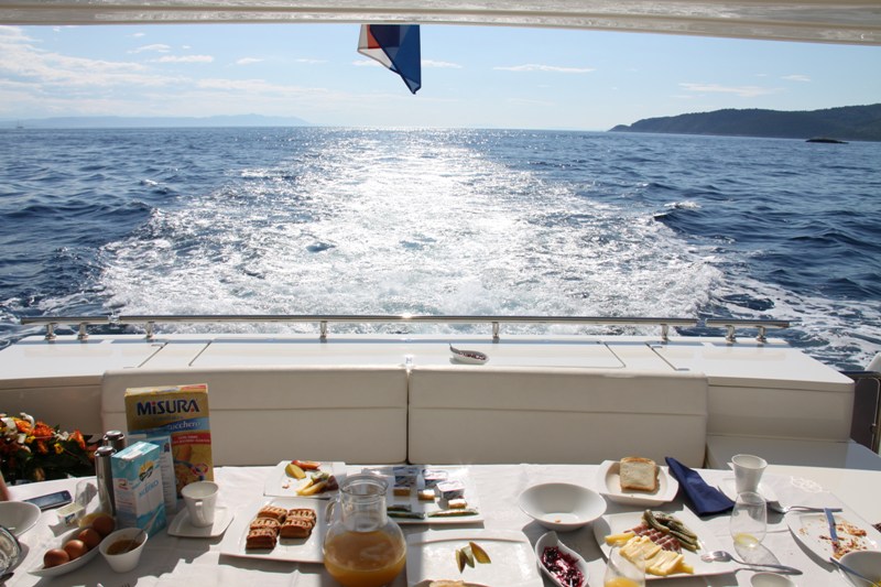 Alfresco dining area   00005.jpg