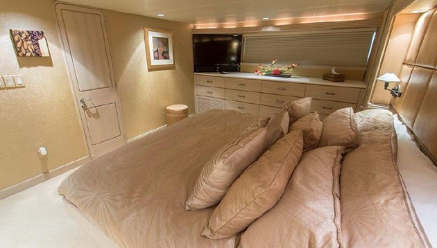 DOUBLE CABIN SIDE.jpg
