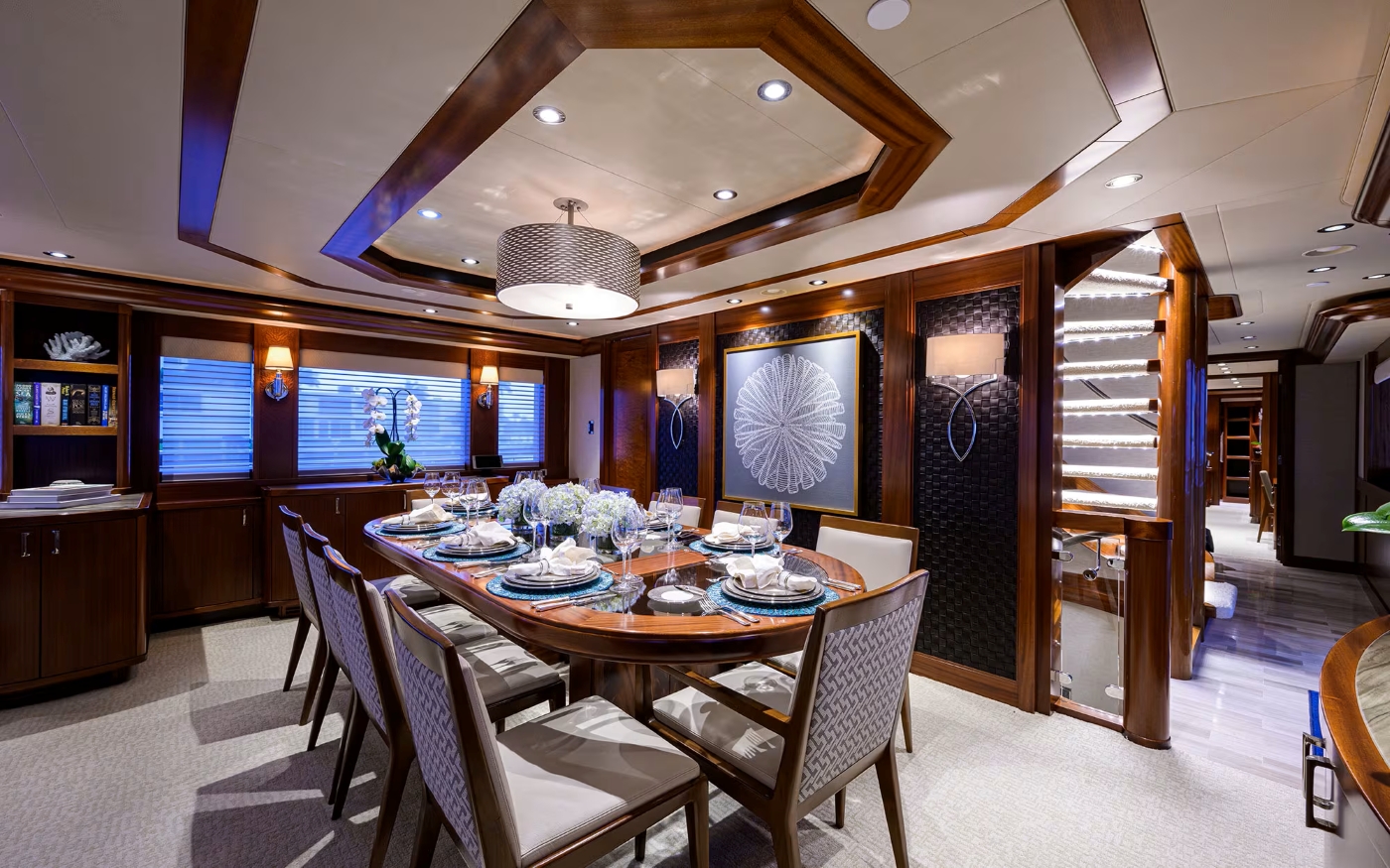 Dining area 01.jpg