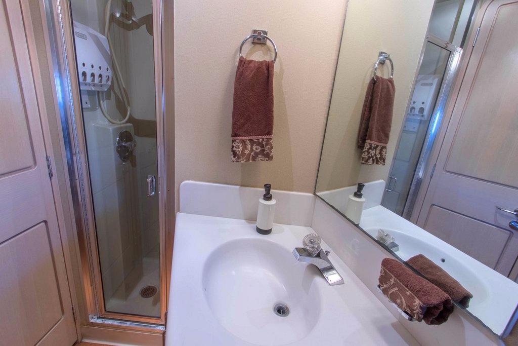 ENSUITE....jpg