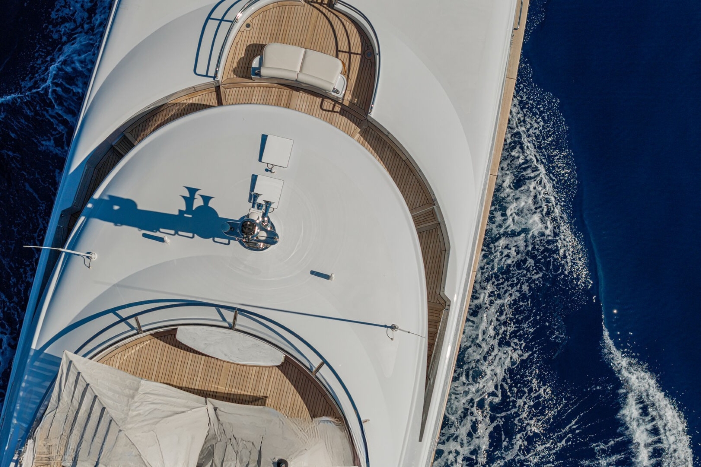 Foredeck 05.jpg