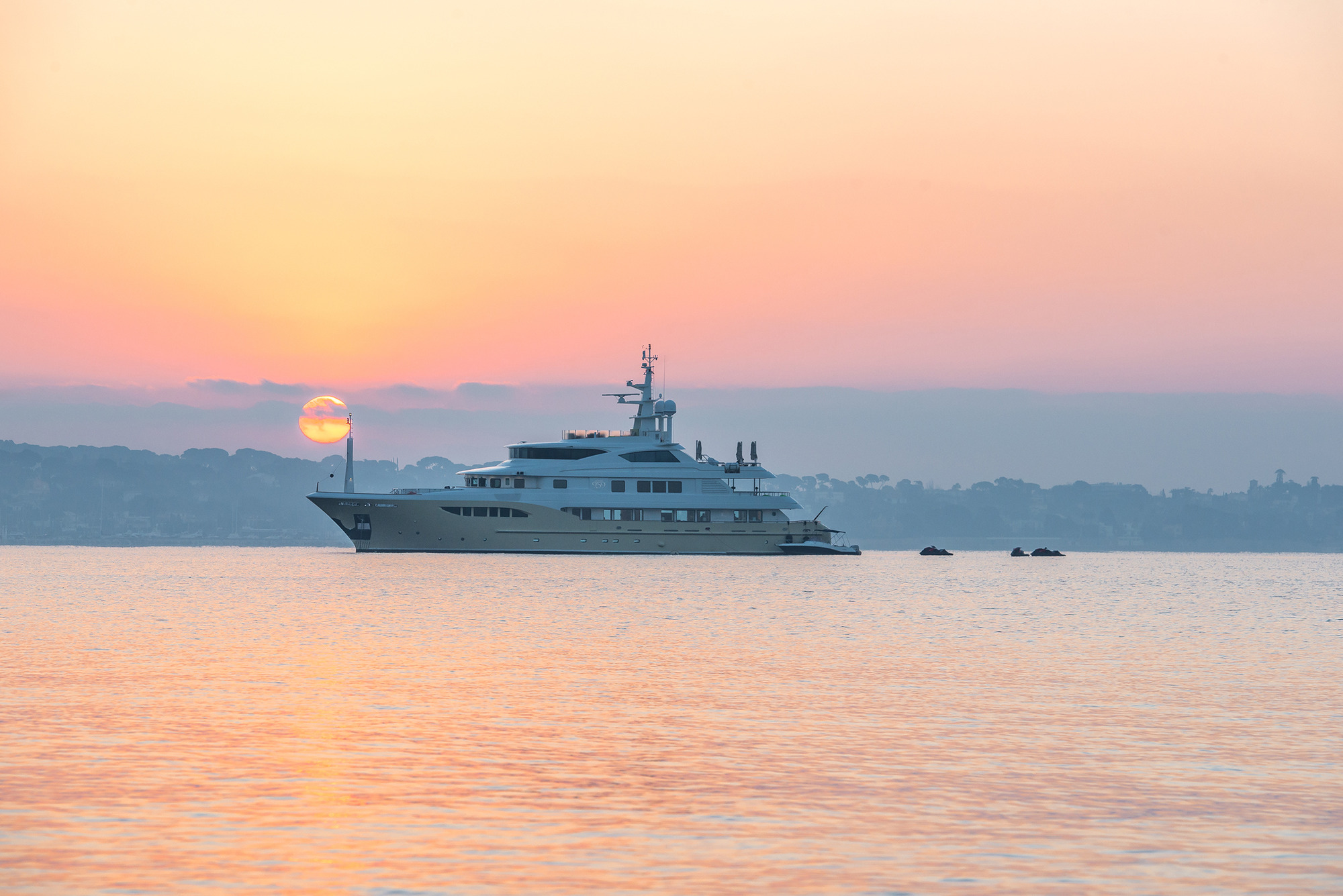 Jade 959 at sunset.jpg