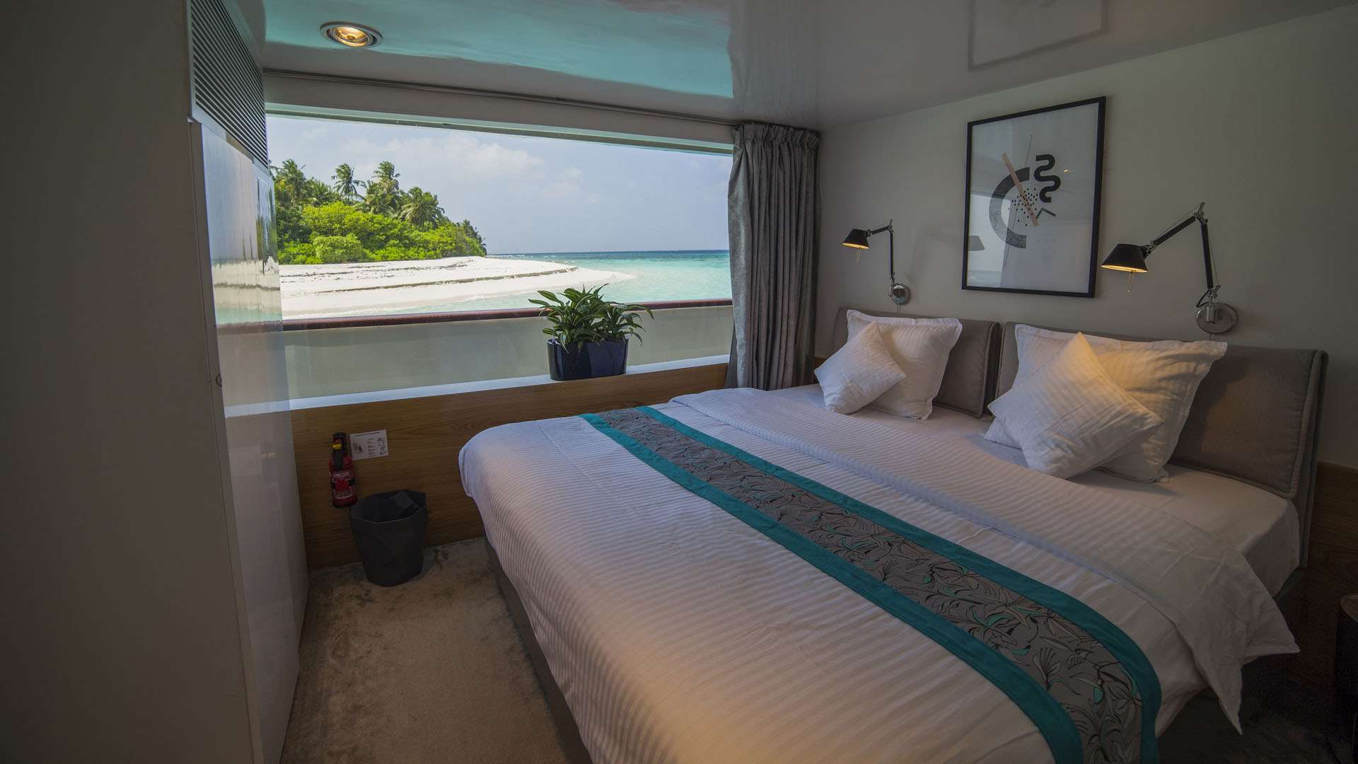 Junior suite.jpg