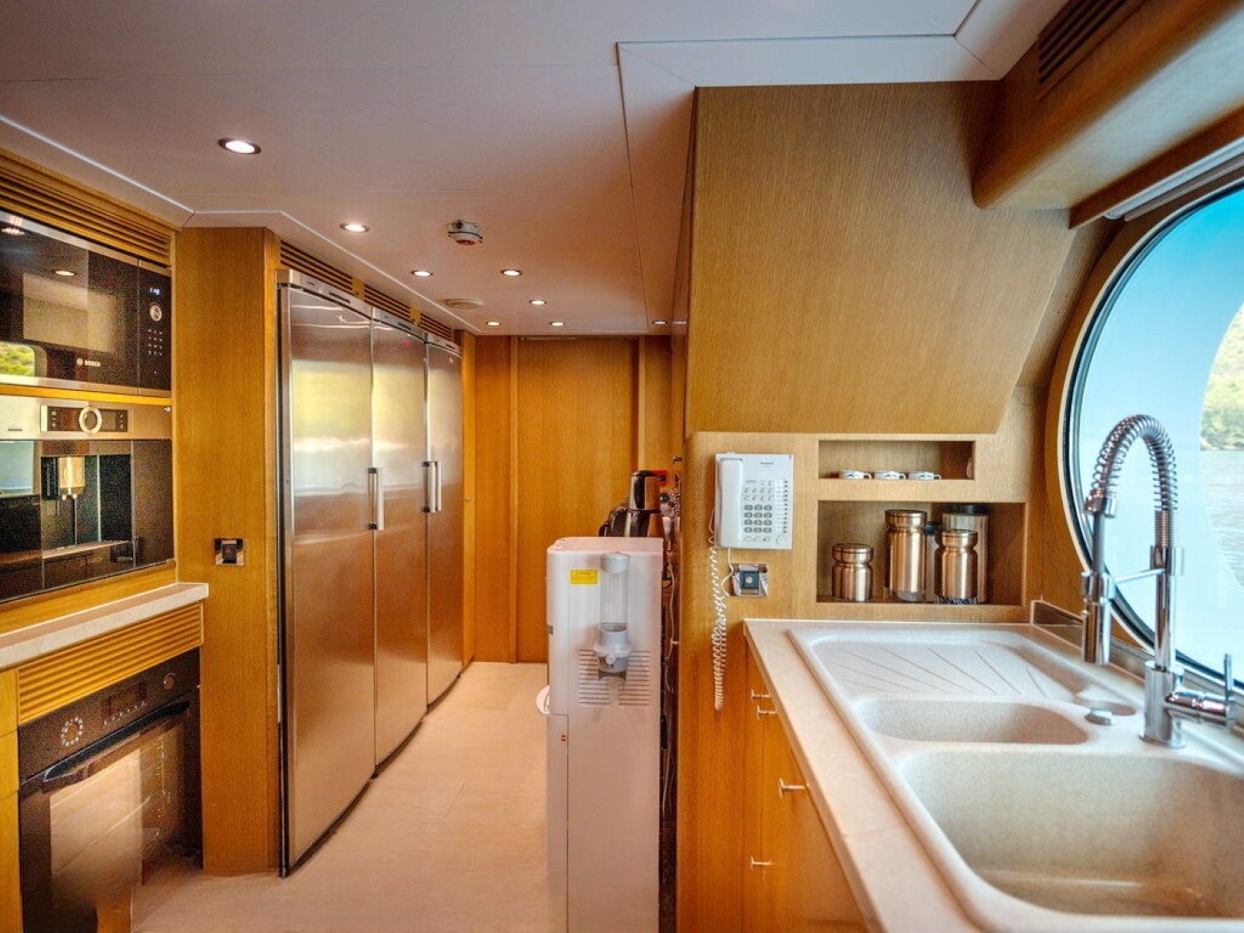 Kitchen Area .jpg
