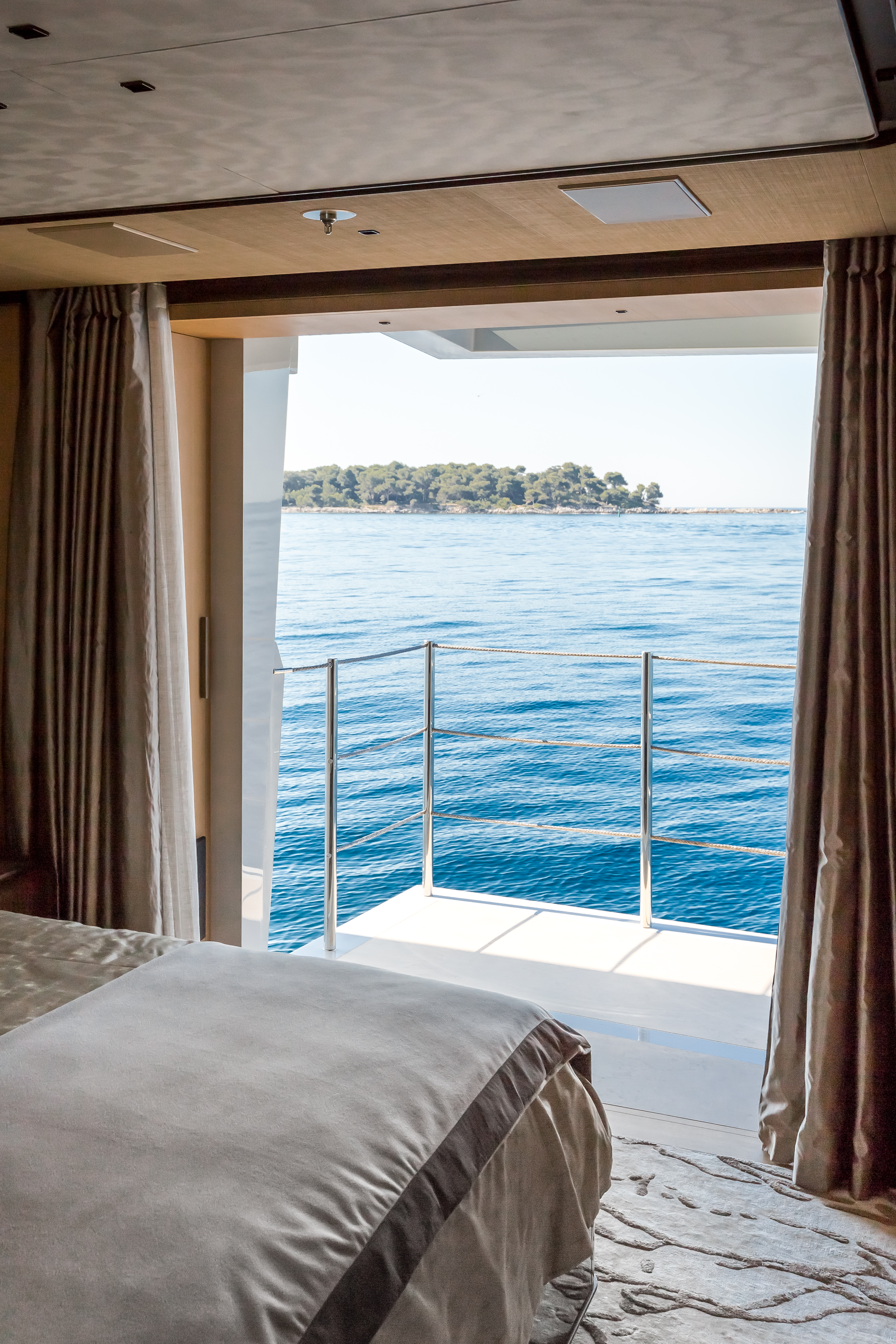 Master suite balcony  00001.jpg