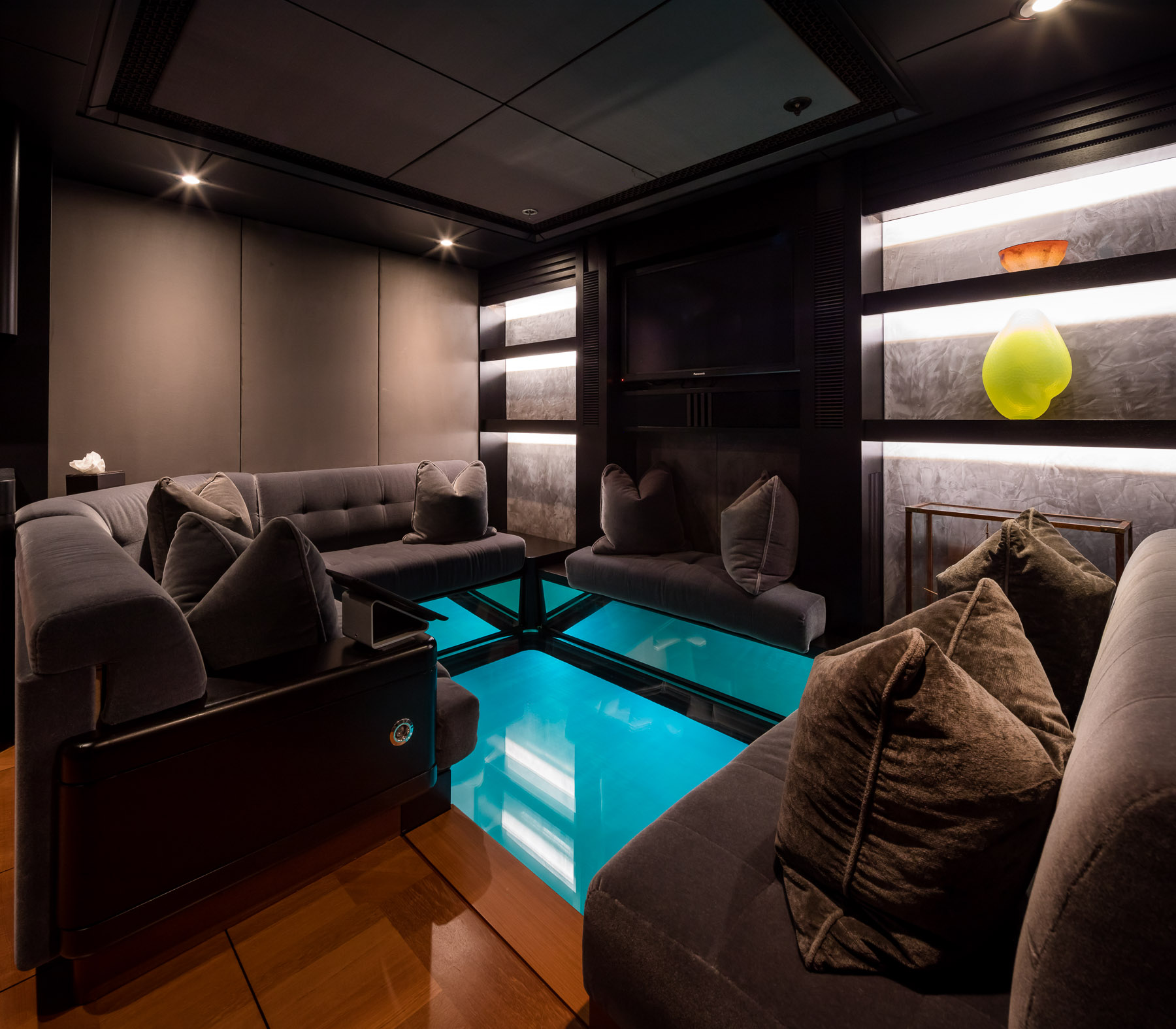 Observation Lounge.jpg
