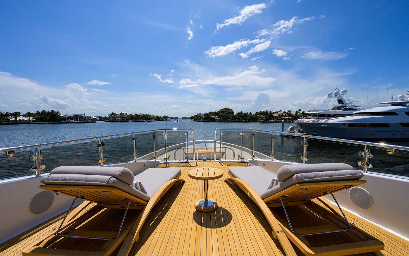 Open sundeck with sea views.jpg