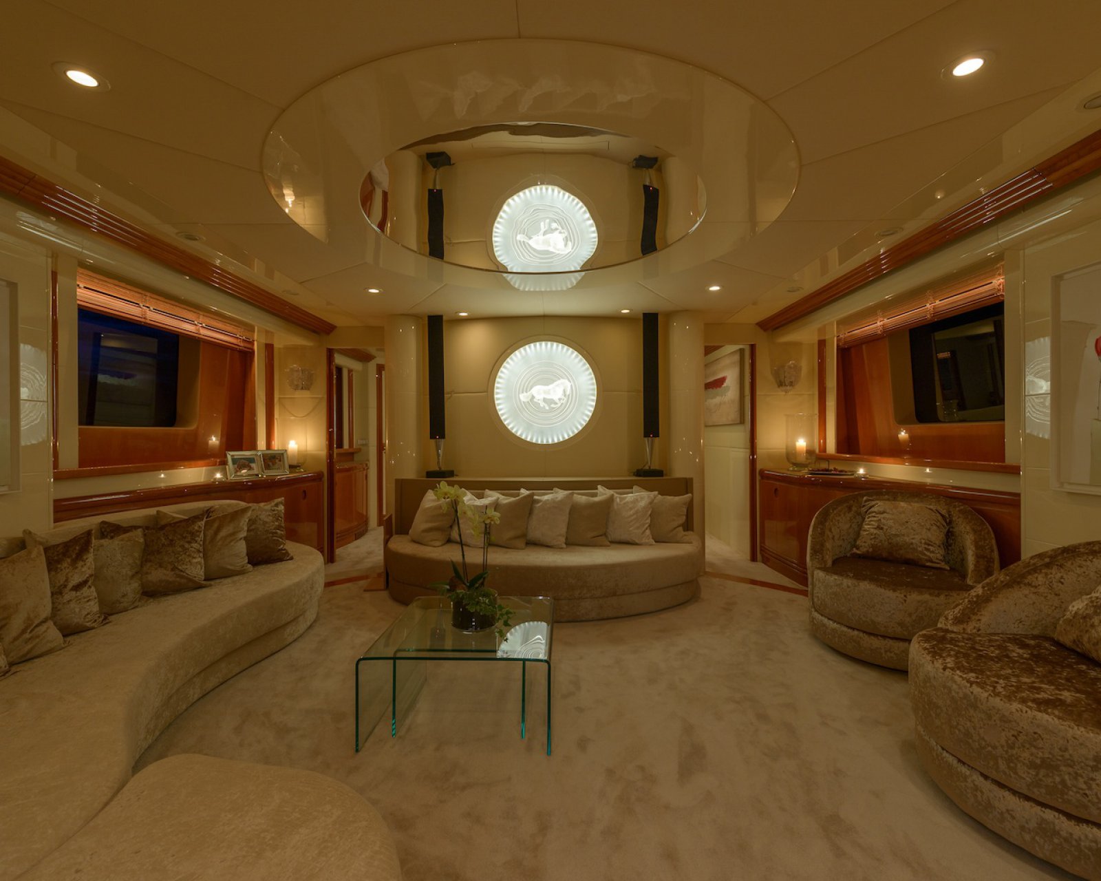 Salon  00004.jpg