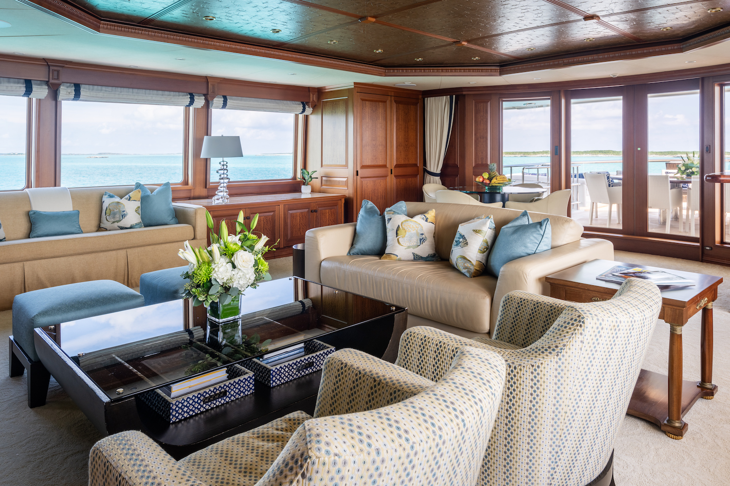 Skylounge looking to starboard.jpg
