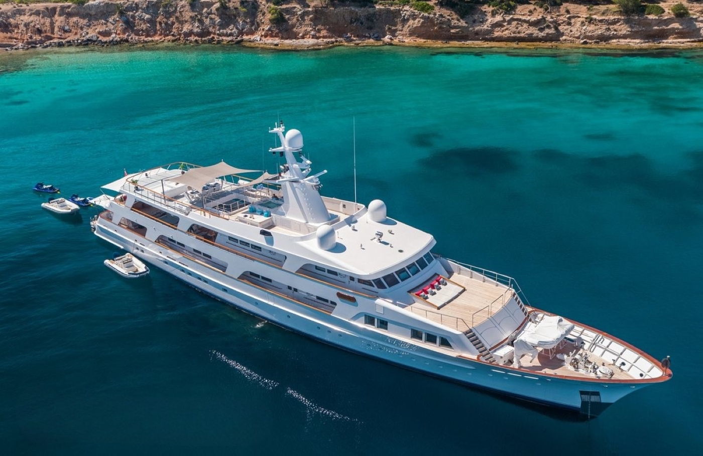 Superyacht VICTORY.jpg