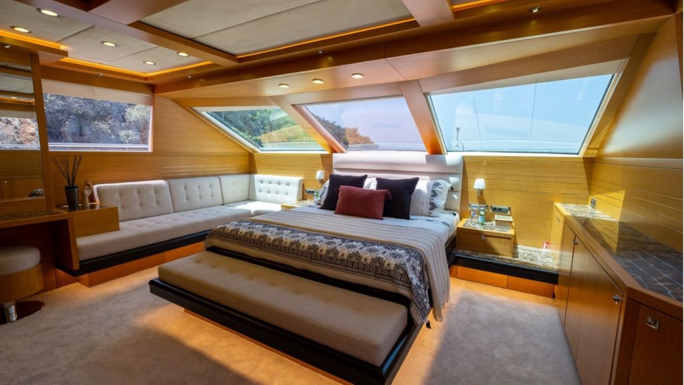 Vip Cabin 01.jpg