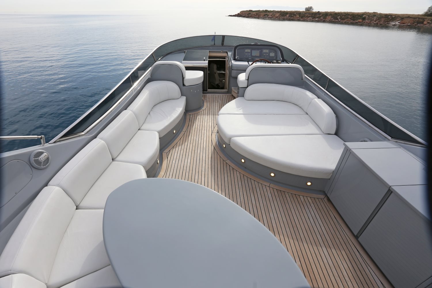 Yacht IF by Maiora - sundeck2.jpg