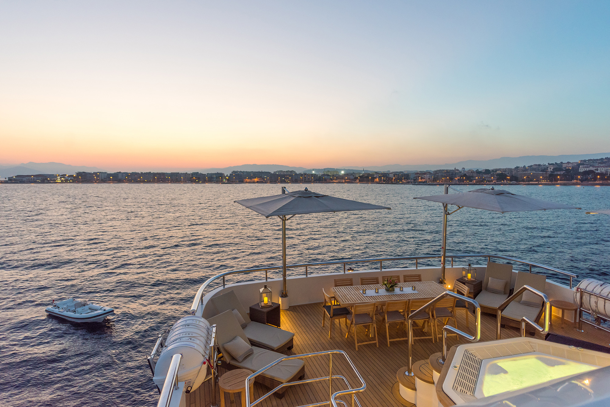 aft deck al fresco dining at sunset.jpg