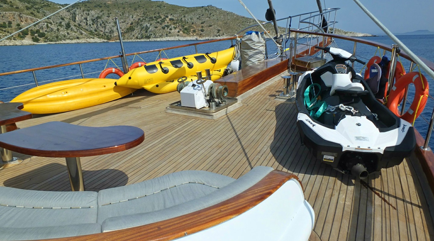 bow deck with toys.jpg