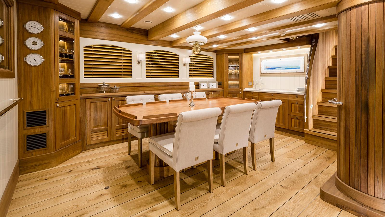 dining area.png