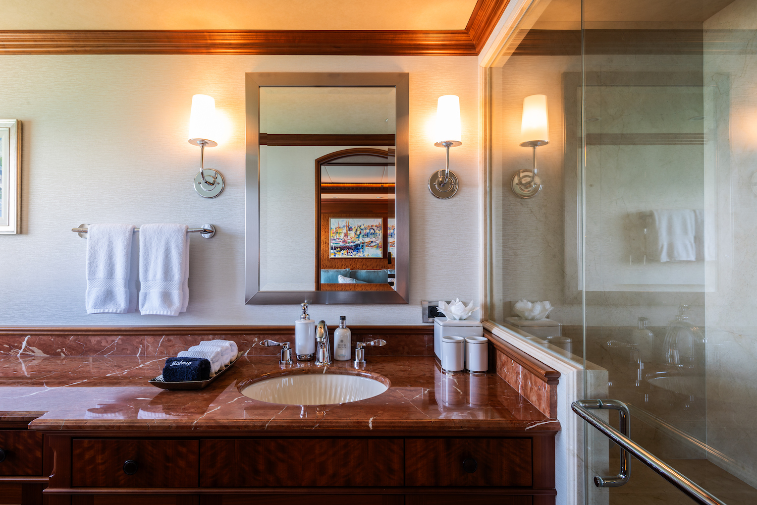 guest Ensuite.jpg
