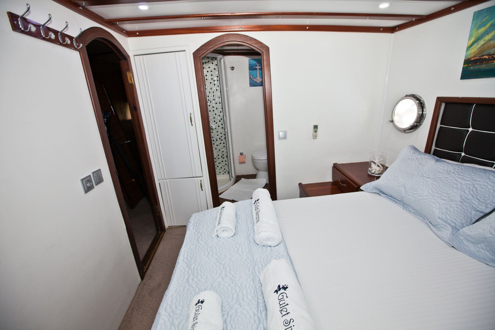 guest cabin detail.jpg