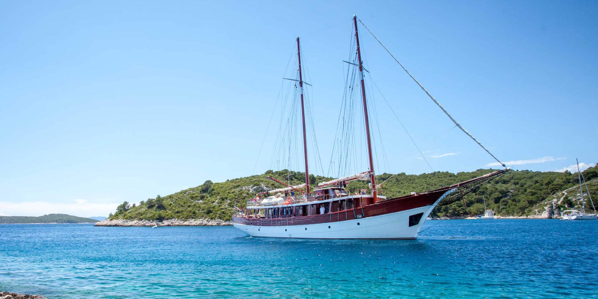 gulet_charter_croatia.jpg