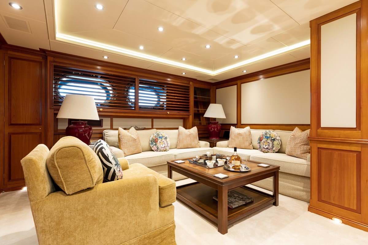 saloon seating area.jpg
