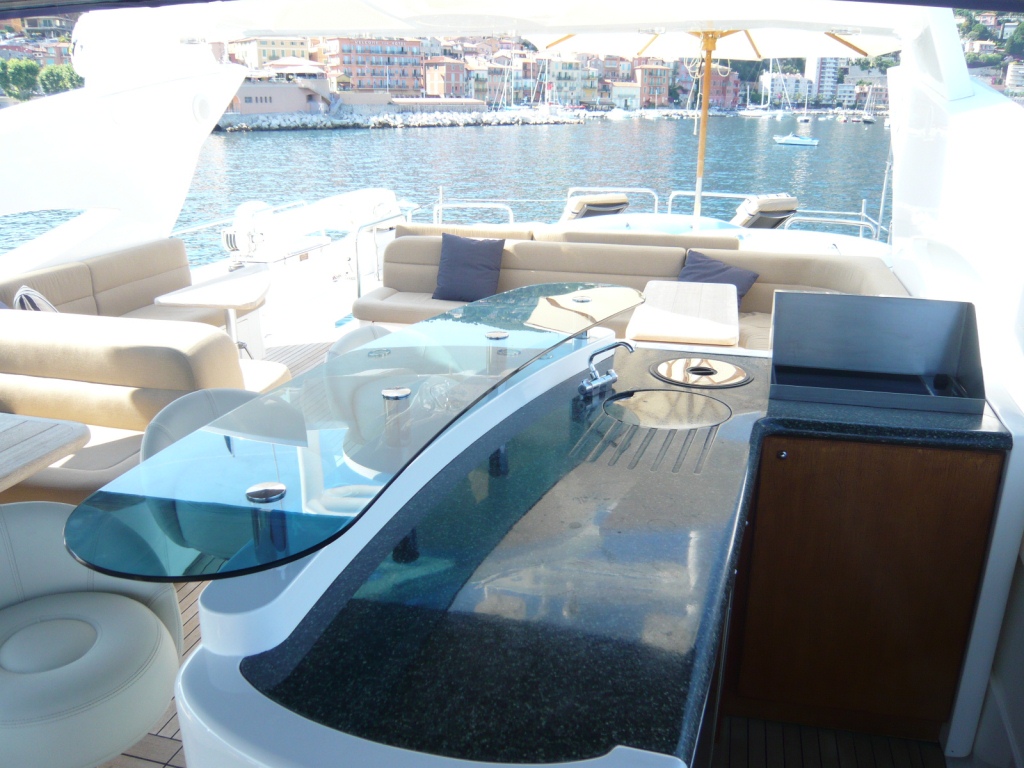  BEACHSEEKER -  Sundeck Bar.jpg