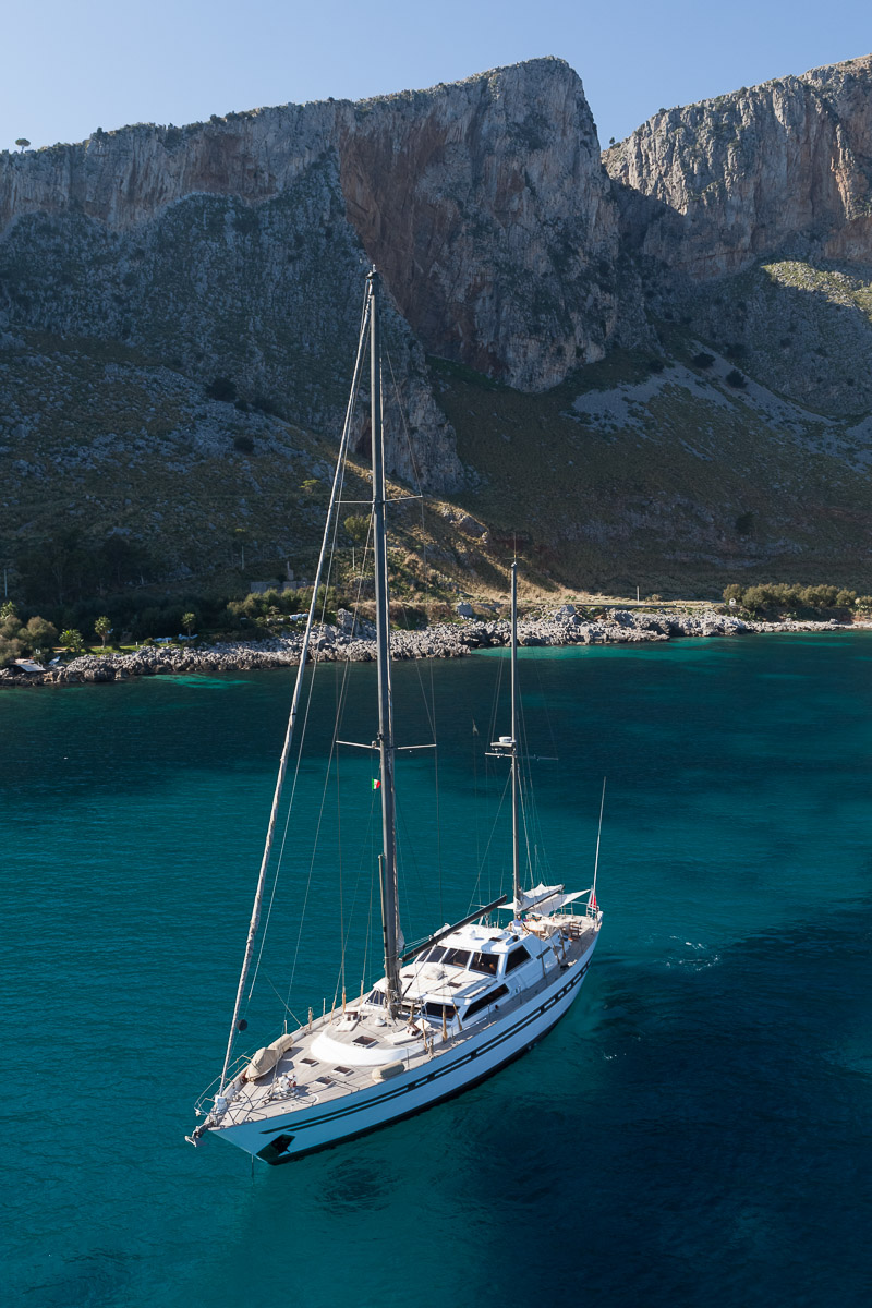 27 m yacht MY LOTTY.jpg