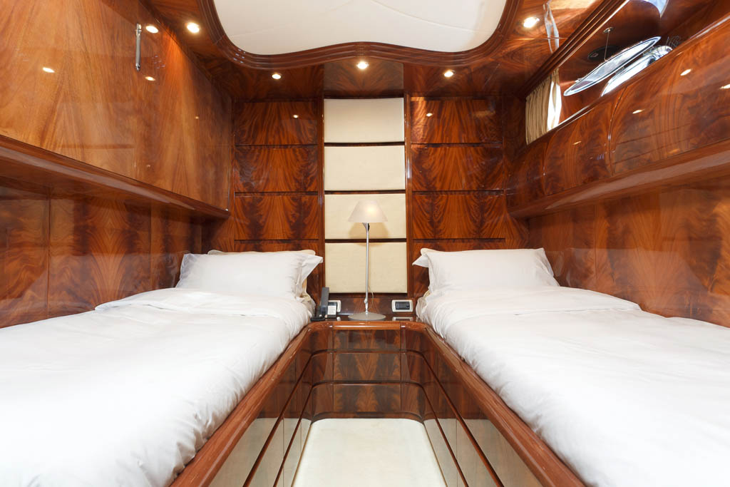 ADRIATIC BLUES - Twin cabin.jpg