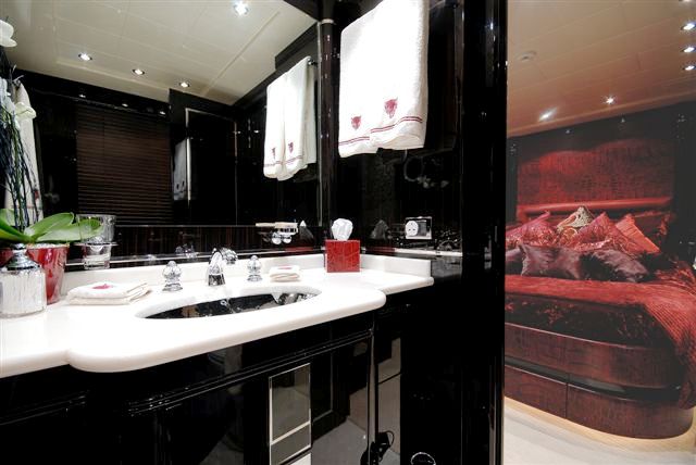 AFRICAN CAT - Guest Stateroom ensuite.jpg