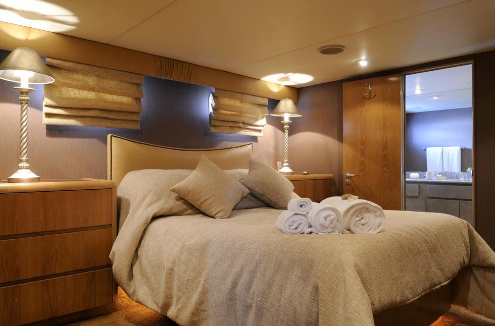 AI - VIP Double Cabin.jpg