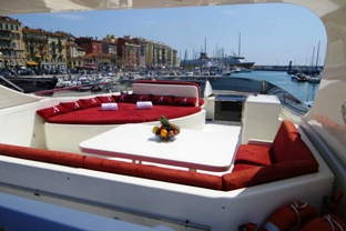 ANTALEX -  Flybridge 2.jpg