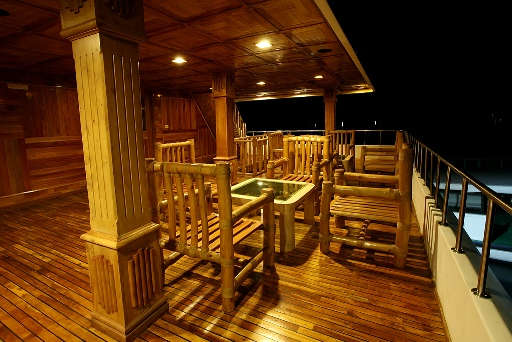 AREVARA - Upper deck exterior 2.jpg