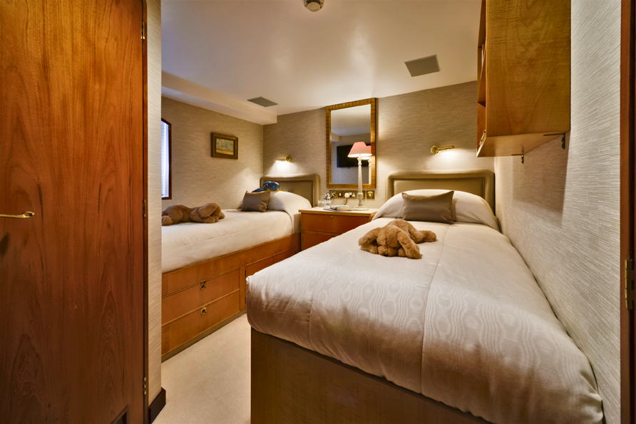 ATLANTIC GOOSE -  Twin Cabin.jpg
