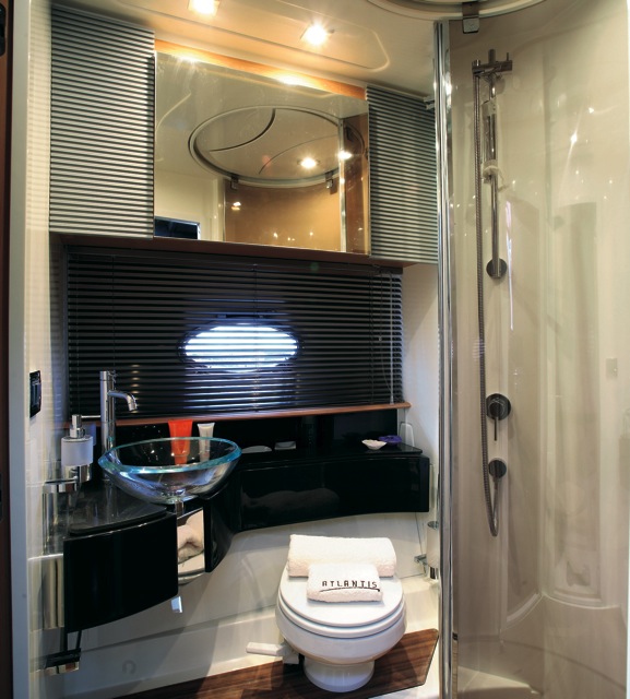 ATLANTIS 54  -  Bathroom.jpg