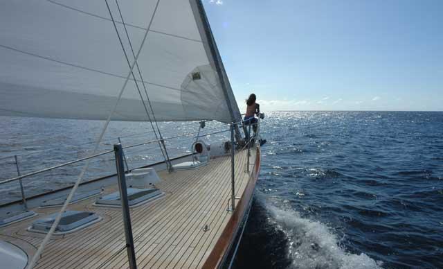 AURORA 67ft -  On Deck looking Forward.jpg