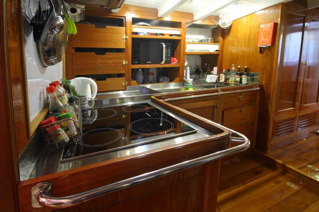 AVENTURE - Galley.jpg
