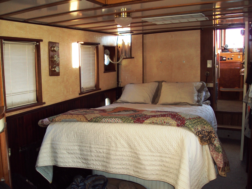 Alaska Pirates Pride (APP) - Captains Quarters.JPG