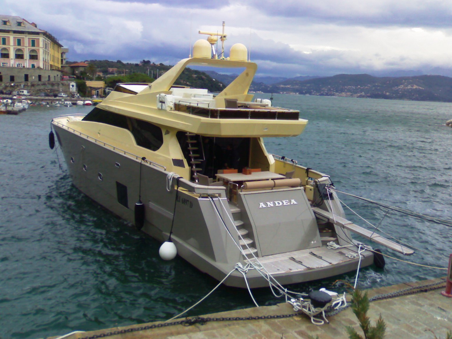 Andea -  Stern to.jpg