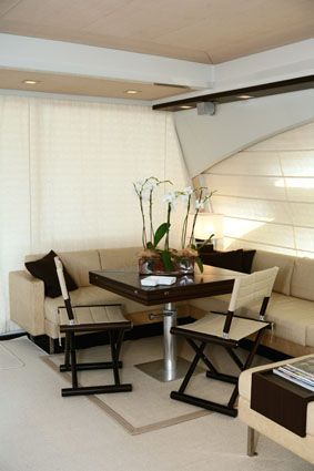 Azimut Yacht RENA N -  Salon.jpg