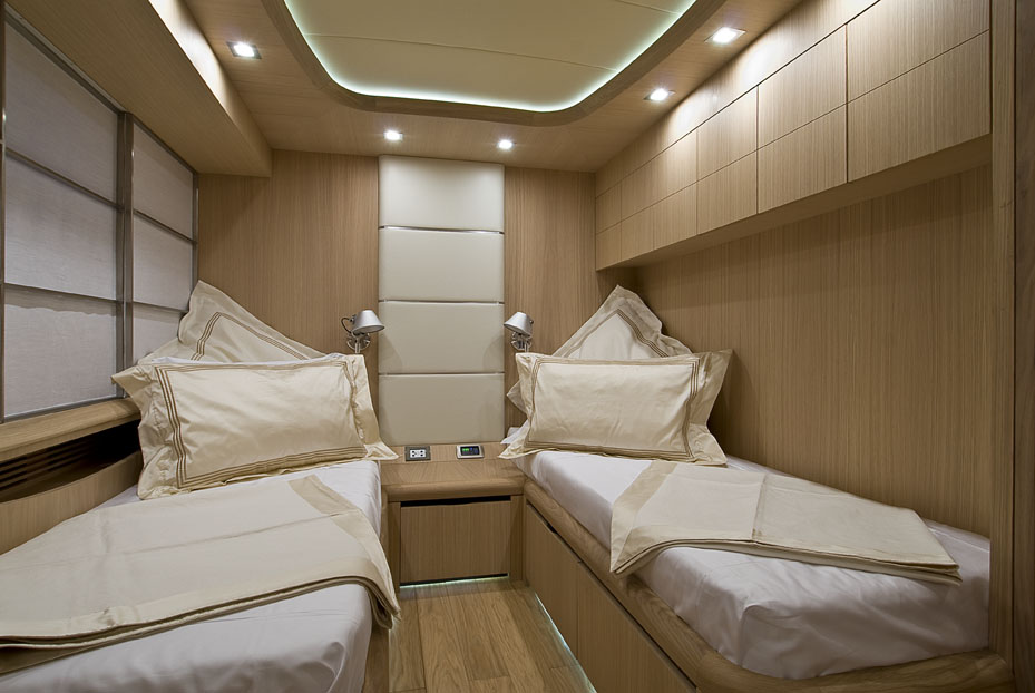 BAGHERA - TWIN CABIN.jpg