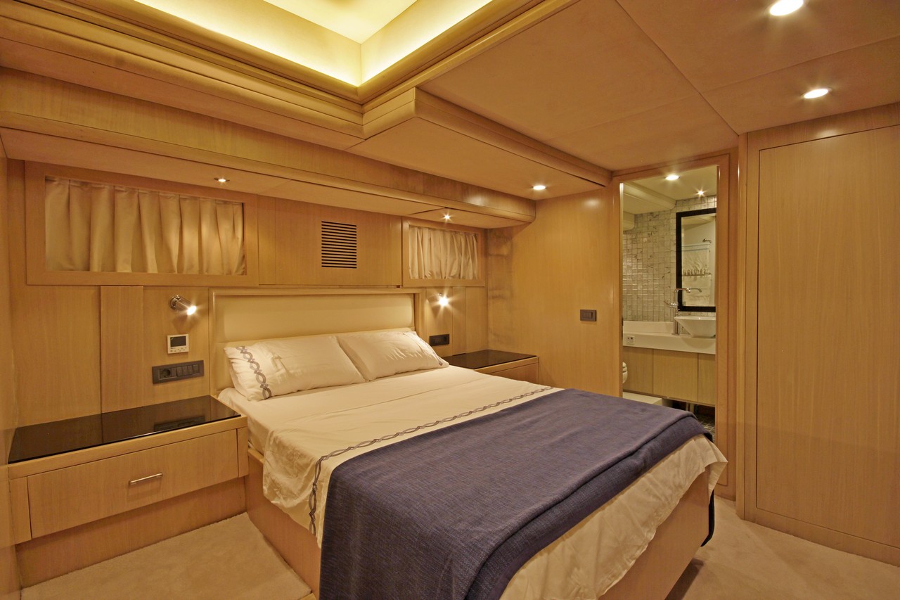 BANDIDO Double cabin 2.jpg