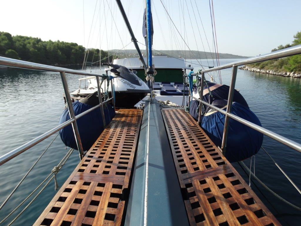 BARBA - Foredeck.jpg