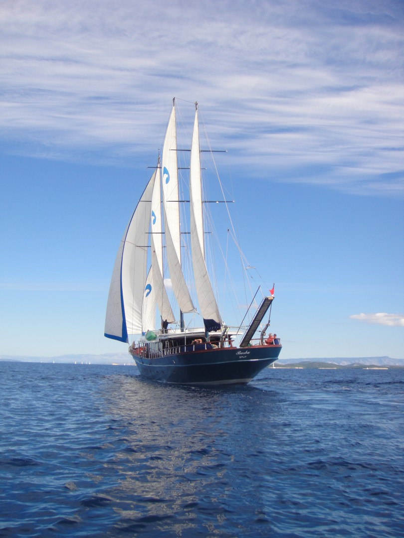 BARBA - Sailing.jpg