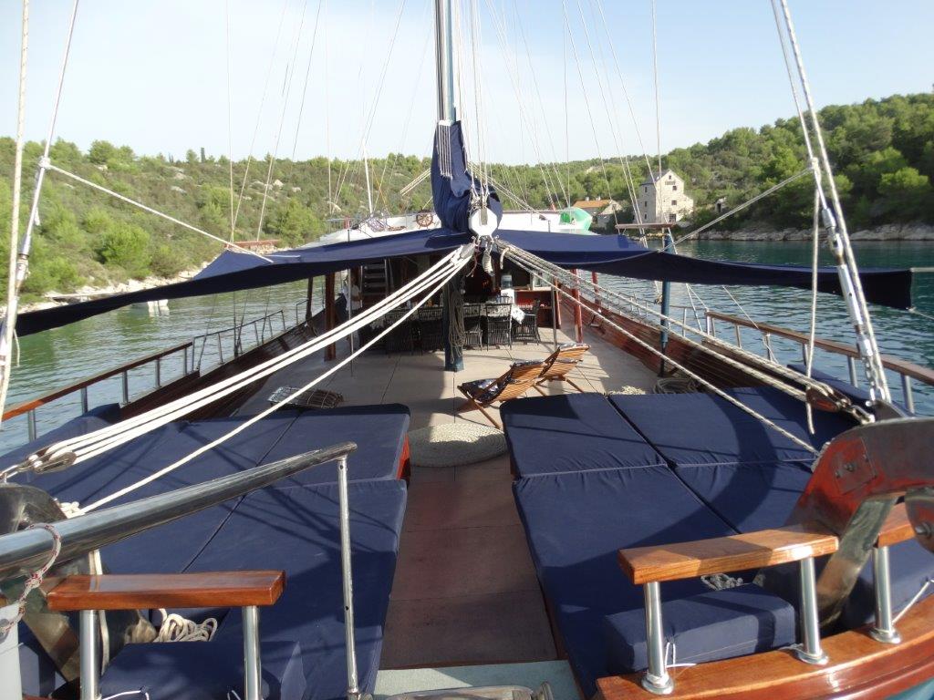 BARBA - Shaded deck.jpg